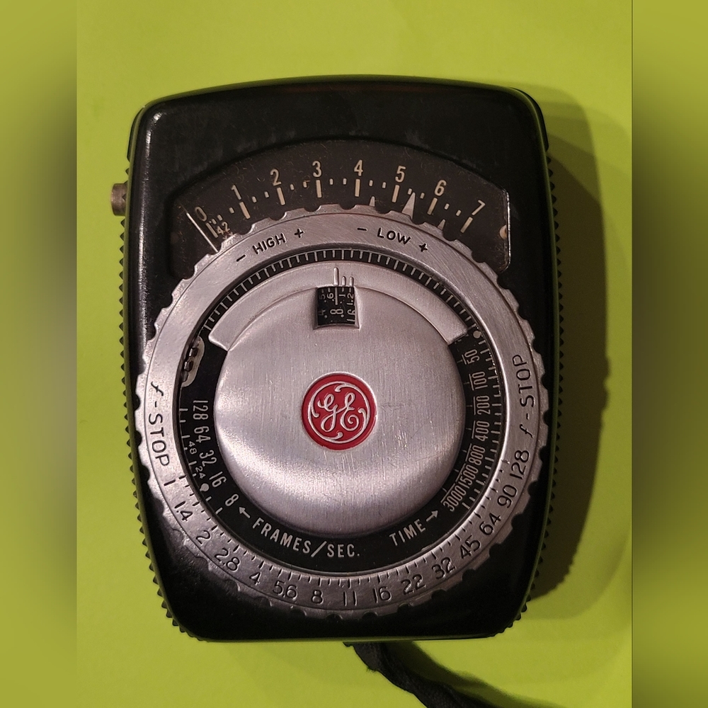 Vintage GE Light Exposure Meter